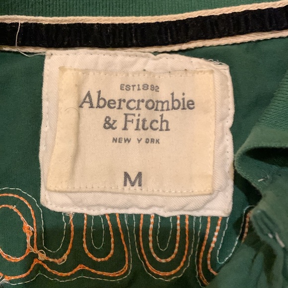 Abercrombie & Fitch T shirt, size medium - Picture 2 of 7